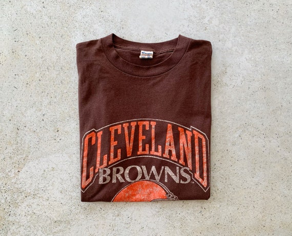 Vintage T-Shirt | CLEVELAND BROWNS Football Sport… - image 1