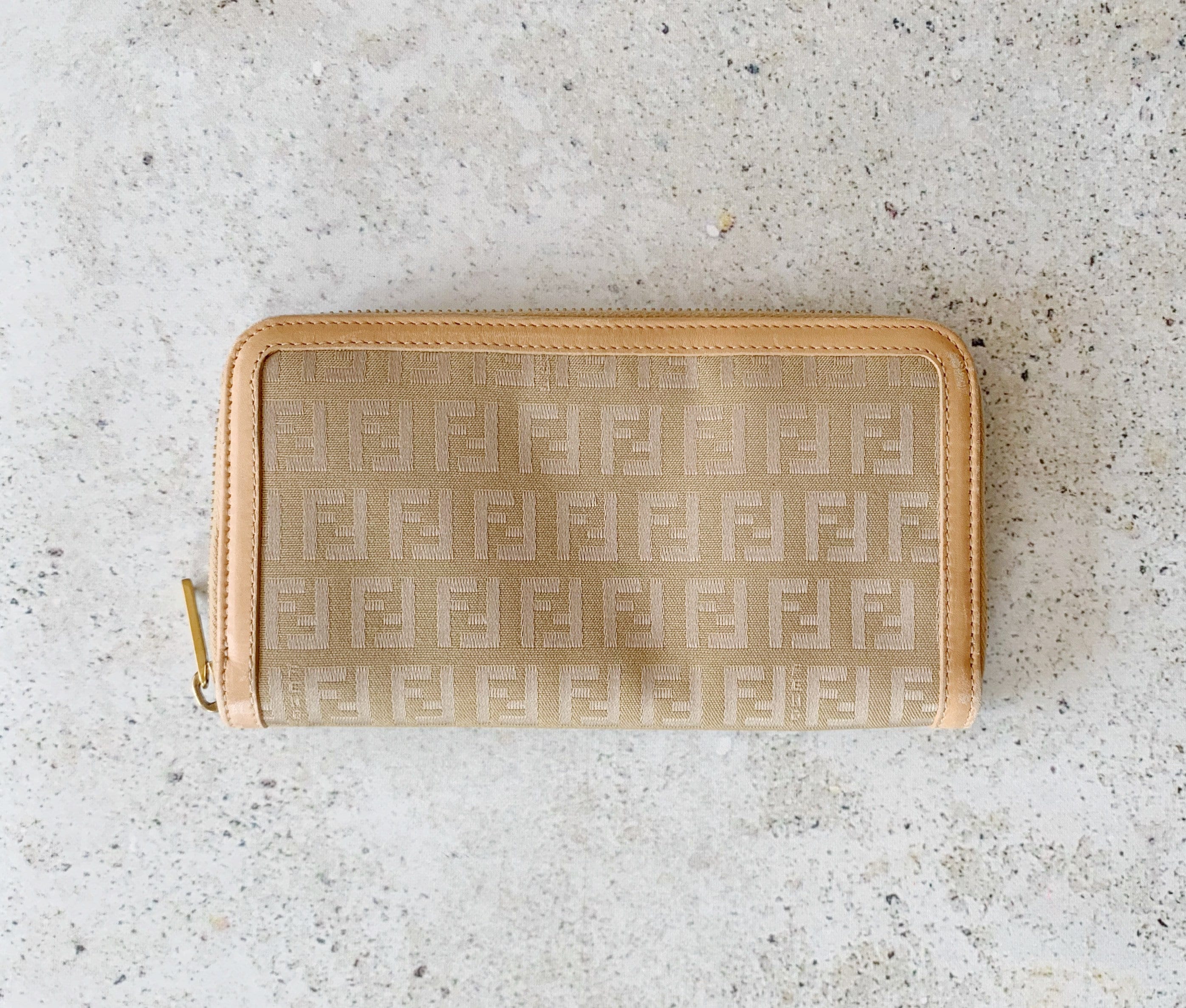 Vintage FENDI Sas FF Logo Signatures Monograms Clutch Cosmetic