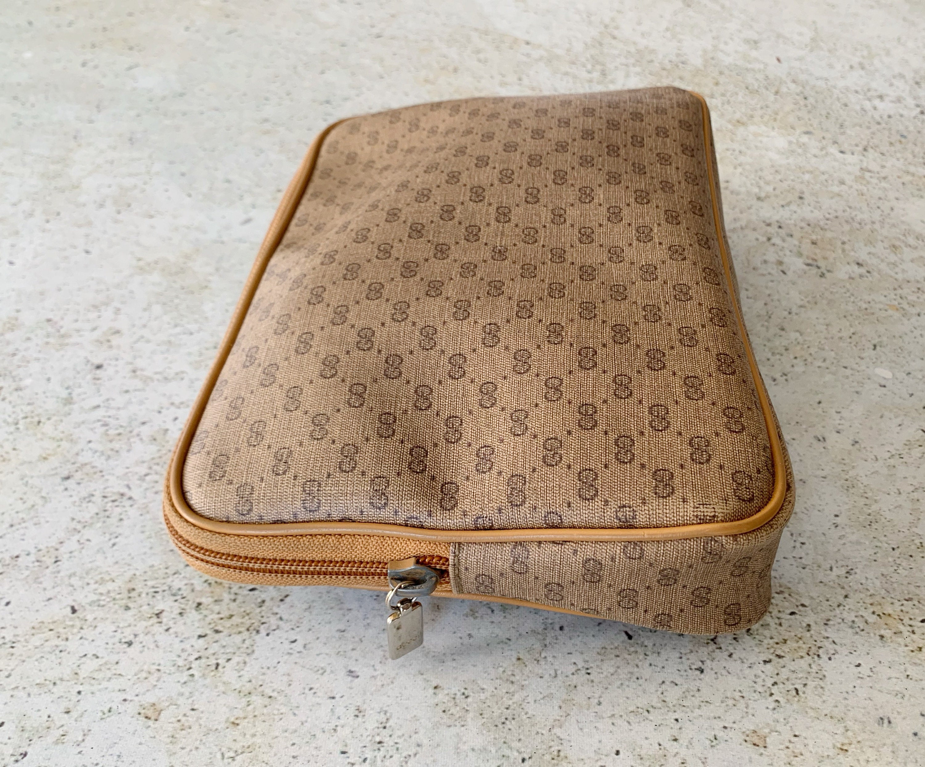 Vintage Bag GUCCI Micro GG Logo Monogram Cosmetics Clutch Pouch Bag
