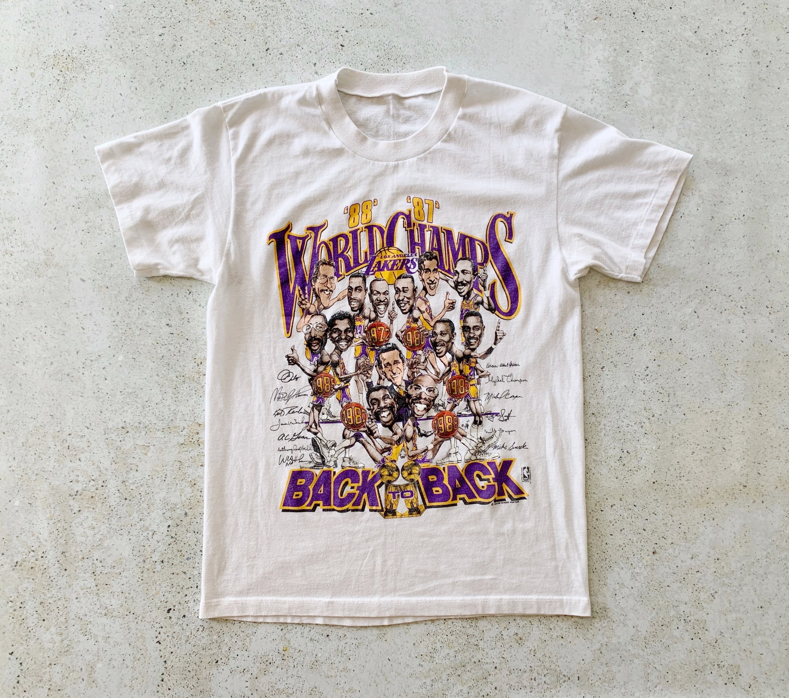 Vintage TShirt LA LAKERS Basketball 80s Shirt NBA Streetwear White Purple Size S