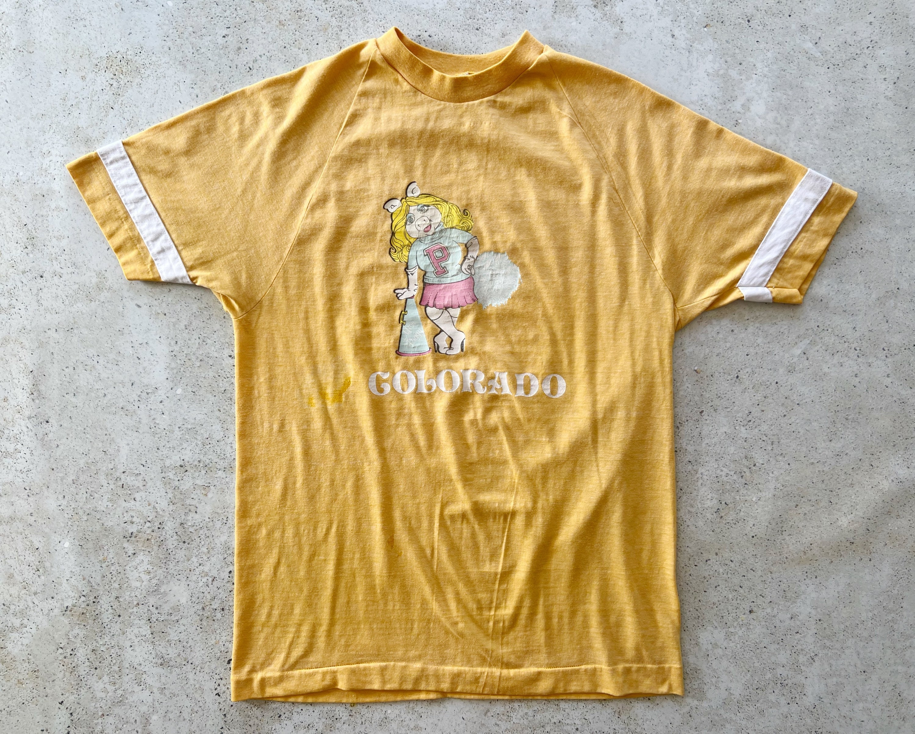 Vintage T-Shirt | COLORADO University College Sports Cheerleader Cartoon Muppets Graphic Tee Top Shirt Pullover Yellow 70's 80's | Size M/L Vintage T-Shirt | COLORADO University College Sports Cheerleader Cartoon Muppets Graphic Tee Top Shirt Pullover Yellow 70's 80's | Size M/L