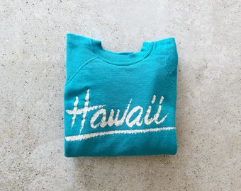 Vintage Sweatshirt | HAWAII Tropical Coastal Beach Ocean Nautical Floral Bohemian Raglan Pullover Top Shirt Sweater Blue Green | Size M