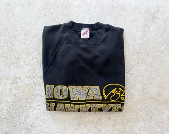 Vintage Sweatshirt | IOWA HAWKEYES Raglan Pullover Top Shirt Sweater University College Sports | Size XS/S