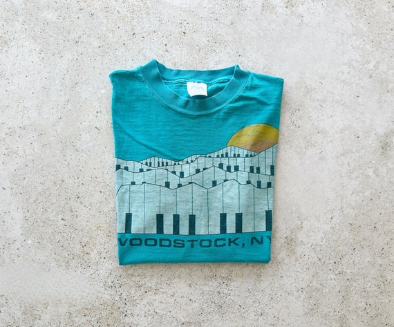 Vintage T-Shirt | WOODSTOCK New York Festival Ups… - image 1