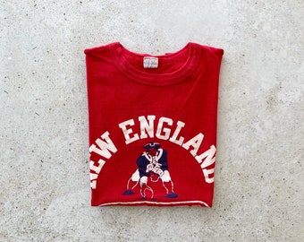 Vintage T-Shirt | NEW ENGLAND Patriots Football Sports Red 70’s 80’s | Size XS
