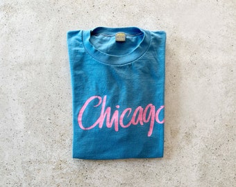 Vintage T-Shirt | CHICAGO Illinois Urban Graphic Tee Shirt Top Pullover | Size M/L