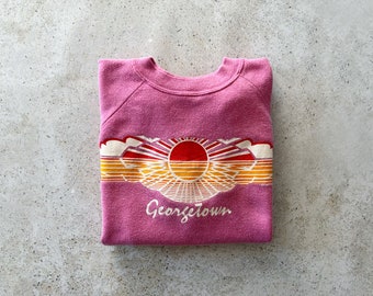 Vintage Sweatshirt | GEORGETOWN Short Sleeve Raglan Pullover Top Shirt Sweater Graphic Tee 70’s Pink | Size M