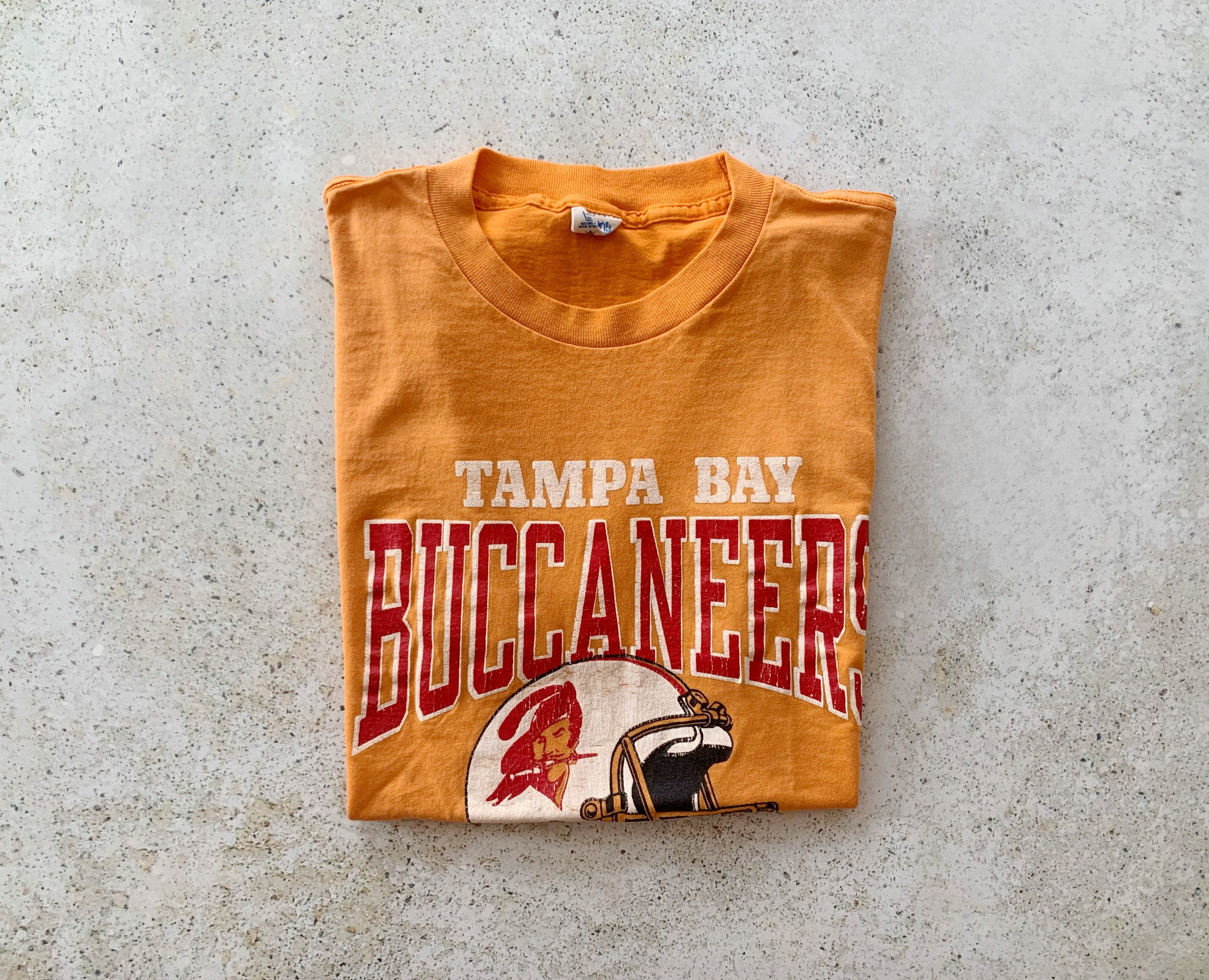 vintage tampa bay buccaneers t shirt