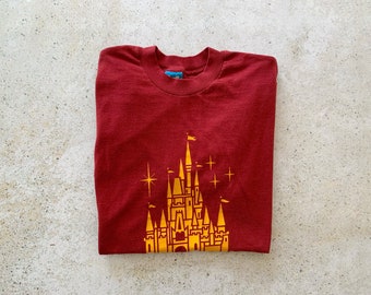 Vintage T-Shirt | WALT DISNEY World Top Shirt Pullover Mickey Mouse 70's 80's Red Yellow | Size M