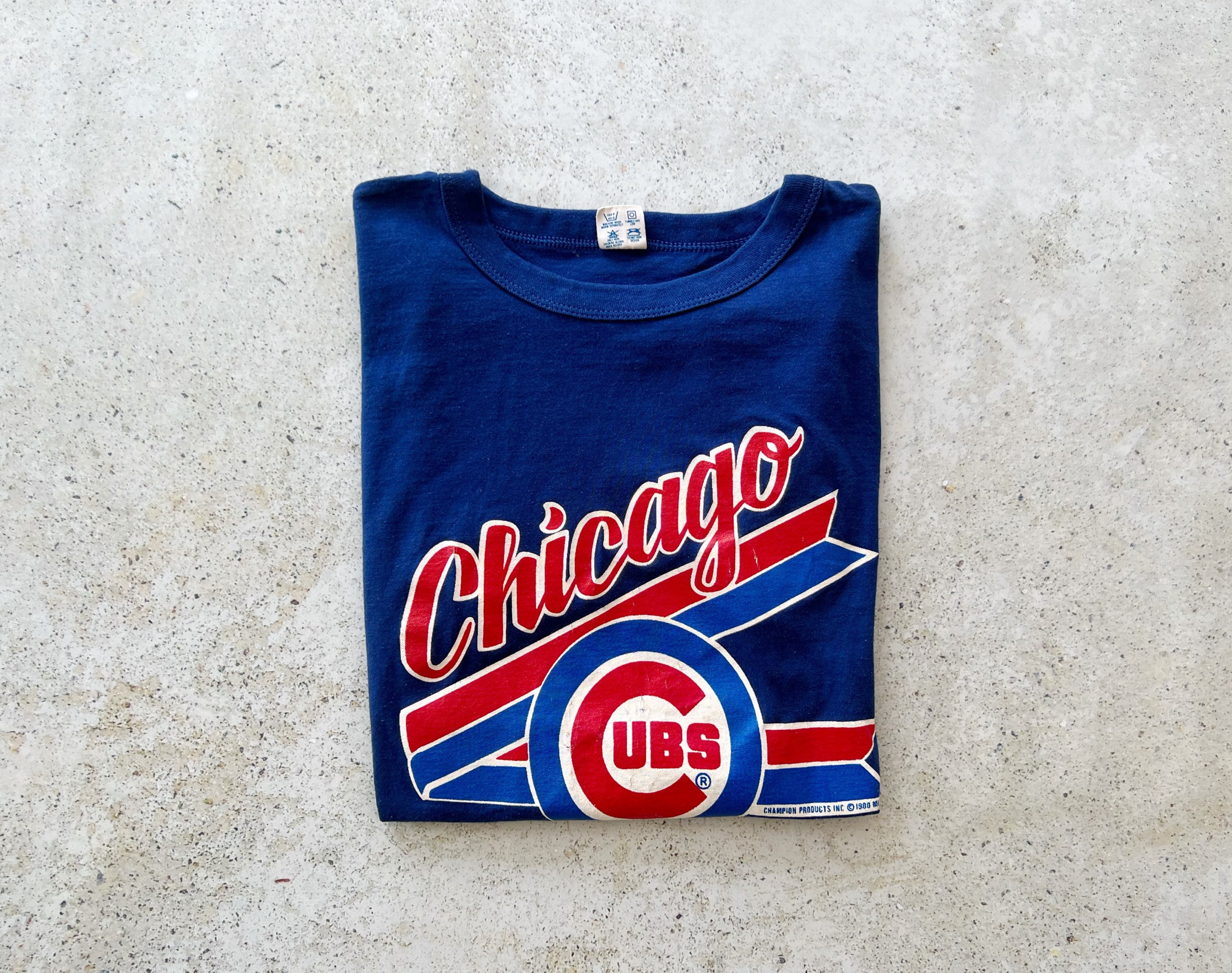 Vintage T-Shirt, CHICAGO CUBS Baseball Sports Illinois Graphic Tee Top  Shirt Pullover Streetwear Blue Red 80's