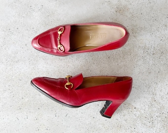 Vintage Shoes | GUCCI Women’s Horsebit Loafers Heels Pumps Leather Red Gold 80’s 90’s | Size 6 US