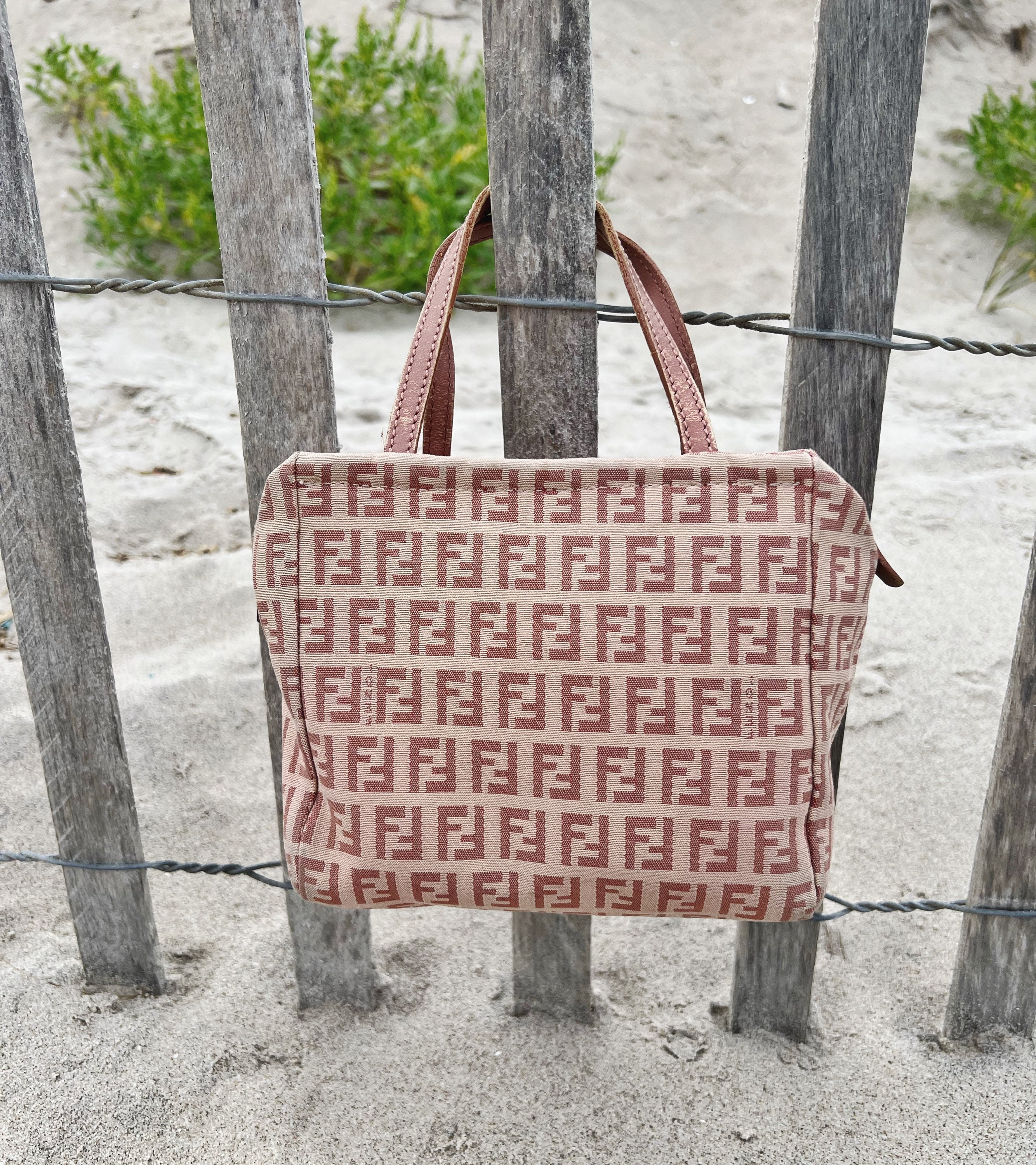 バゲット カーフレザー ベージュ | Fendi