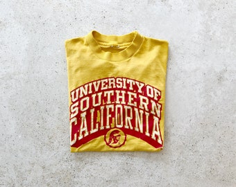 Vintage T-Shirt | UNIVERSITY of Southern California College West Coast Top Shirt Pullover Graphic Tee Yellow | Size M