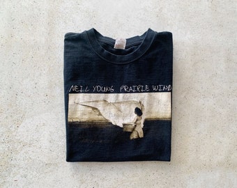 Vintage T-Shirt | NEIL YOUNG Prairie Wind Music Rock Band Concert Pullover Top Shirt Graphic Tee | Size L