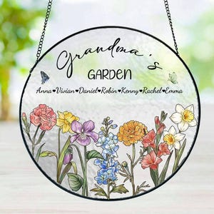 Personalized Grandma&#39;s Garden Suncatcher, Birthday Gifts fo Grandma, Nana Stained Glass Window Hangings, Suncatchers Stained Glass Flower