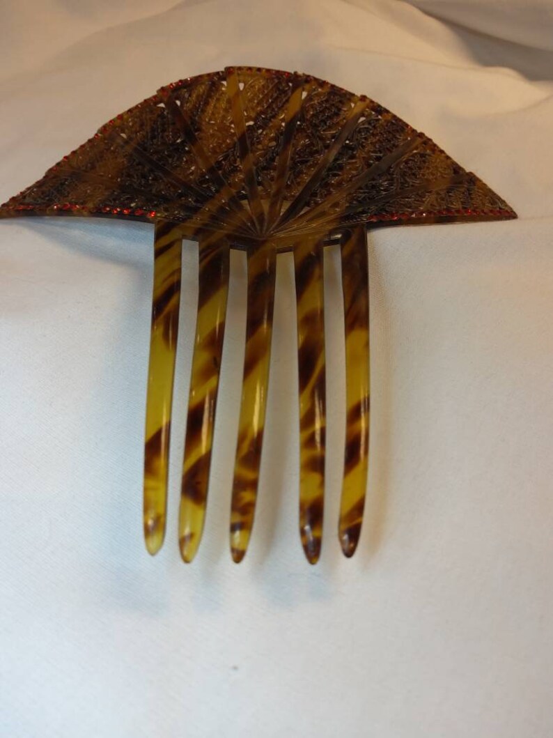 Big Bold /& Beatiful X-Large 1920s Art Decco Vintage celluloid tortoise hair comb