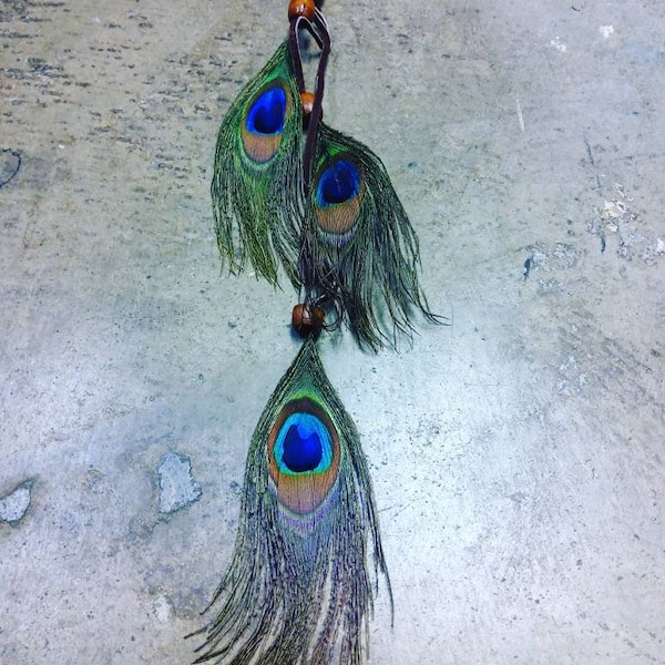 Vintage deadstock peacock eye feather hair clips 1970s