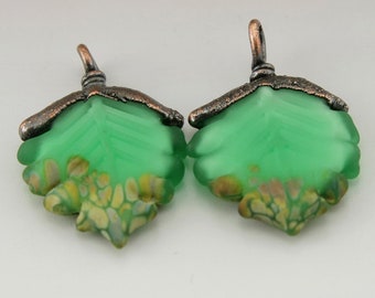 SRA Lampwork Beads Green Etched Emerald Leaf Bead Pair Copper Electroformed Earring Pair Electroplated Jewelry Supplies Heather Behrendt