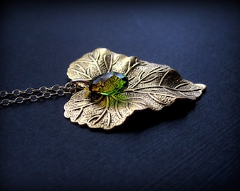 Gold Leaf Necklace -Gold Antique Brass Leaf Necklace - Crystal Leaf Necklace - Gold Rustic Necklace - Natured Inspired Necklace - Green