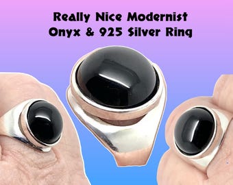 Modernist Black Onyx Ring: Vintage Sterling Silver