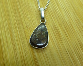 Handgefertigter Sterling Silber Meteorit Anhänger: Nordwestafrika Stein