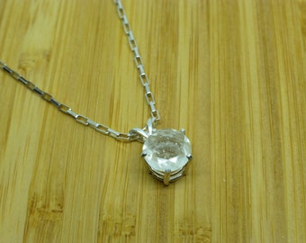 Ciondolo in argento sterling con vetro del deserto libico: collana con meteorite sfaccettato