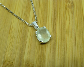 Ciondolo in argento sterling con vetro del deserto libico: collana con meteorite sfaccettato