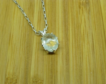 Collana con ciondolo in argento sterling con vetro del deserto libico: gioielli in meteorite sfaccettato