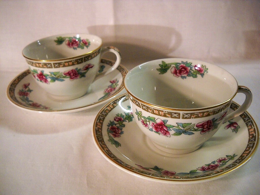 Drinkware 1930 Diner Art Deco Coffee Cups and Saucers Shenago Pottery