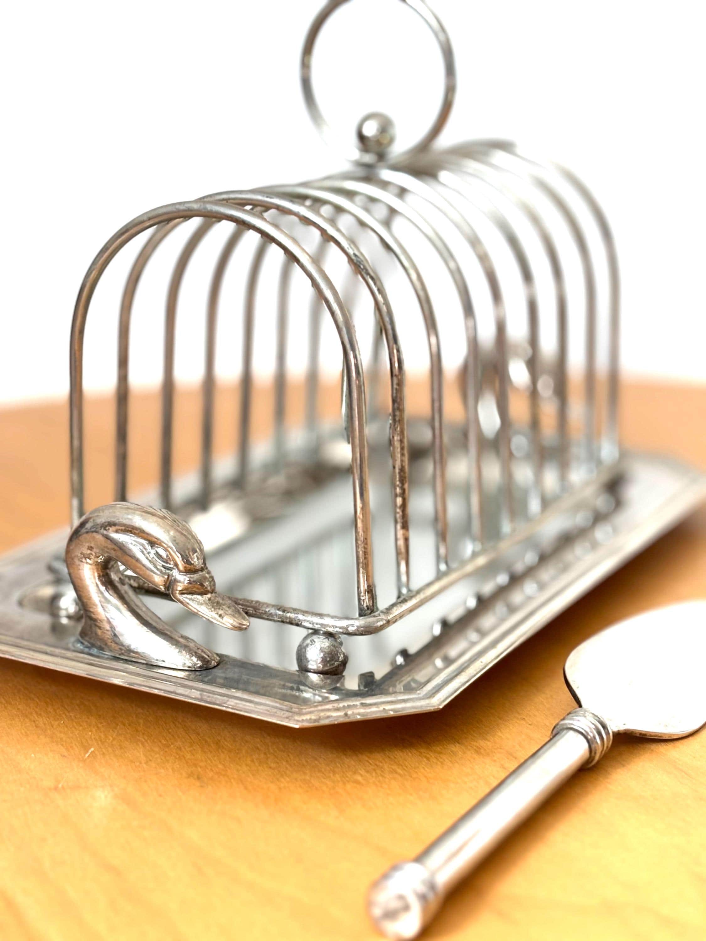 Vintage Silver Metal Toast Rack, Elegant Steel Table Decoration for Refined Breakfast, Letang Remy Style, Metal Table