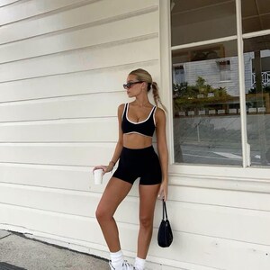 Shorts femininos da moda | Shorts casuais de verão | Dia das Mães | Shorts pretos estilosos | Presente para ela | Shorts femininos | Shorts streetwear | mulheres
