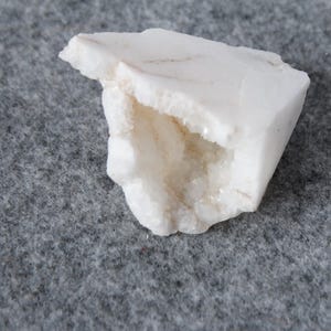 Polyhedron White Quartz from California