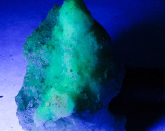 UV Chalcedony - Arizona Specimen - Fluorescent Mineral