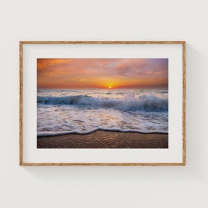 Miami Beach Sunrise Wall Art – Stampa Golden Hour Ocean Wave, Decorazione costiera della Florida, Fotografia di paesaggi marini tropicali, Regalo per gli amanti della spiaggia
