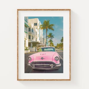 Impression de voiture vintage rose Miami : photographie art déco rétro Ocean Drive