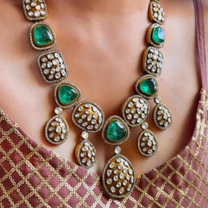 Sabyasachi Inspired Green Uncut Polki Necklace Set Bridal Long Emerald Kundan Choker, Indian Jewelry Sets, Pakistani Bridal Sets