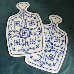 Vintage Kitchen Decor White Blue Elegant Serving Tray Breakfast Board