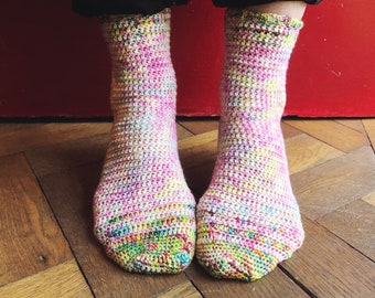 Crochet Pattern - Apricity Socks