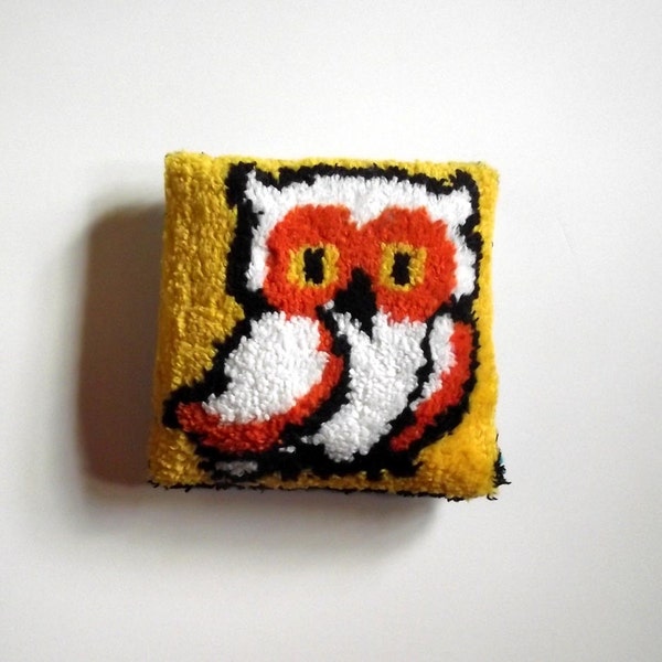 Hold for HR till 11/21 70s Latch Hook Pillow Kawaii Owl Abstract Stripes