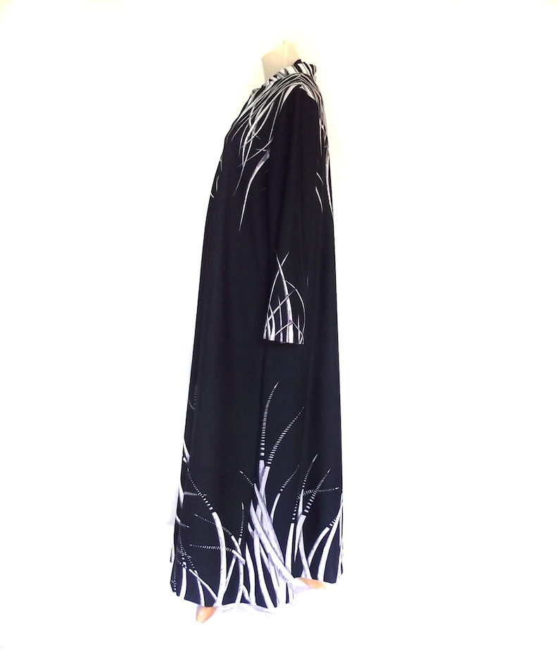 70s House Coat Housecoat Vintage Sears Lingerie Asian Influence Robe Navy White Sz L