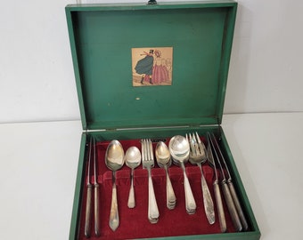 Vintage Oneida Tudor Plate Flatware in Decoupaged Wood Box