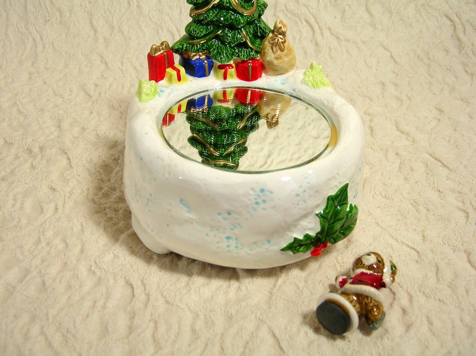 Vintage Ice Skating Bear Music Box Etsy