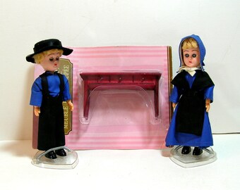 Vintage Amish Dolls And Doll Furniture