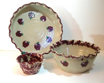 Vintage Apple Design Pottery Serving Bowls and Platter