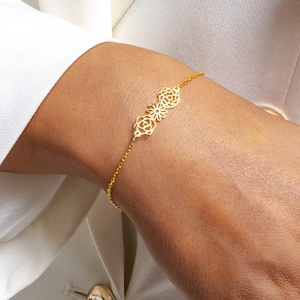 Custom Birth Month Flower, 14K Gold Filled Birth Flower Bracelet, Personalized Floral Bracelet, Birth Flower Jewelry, Mothers Day Gifts