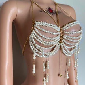 Top con perline, perfetto per outfit da festival, costume burlesque, catena per il corpo in perle da discoteca, top boho con perline bianche