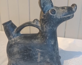 Vintage Pre Columbian Ceramic pottery Peru