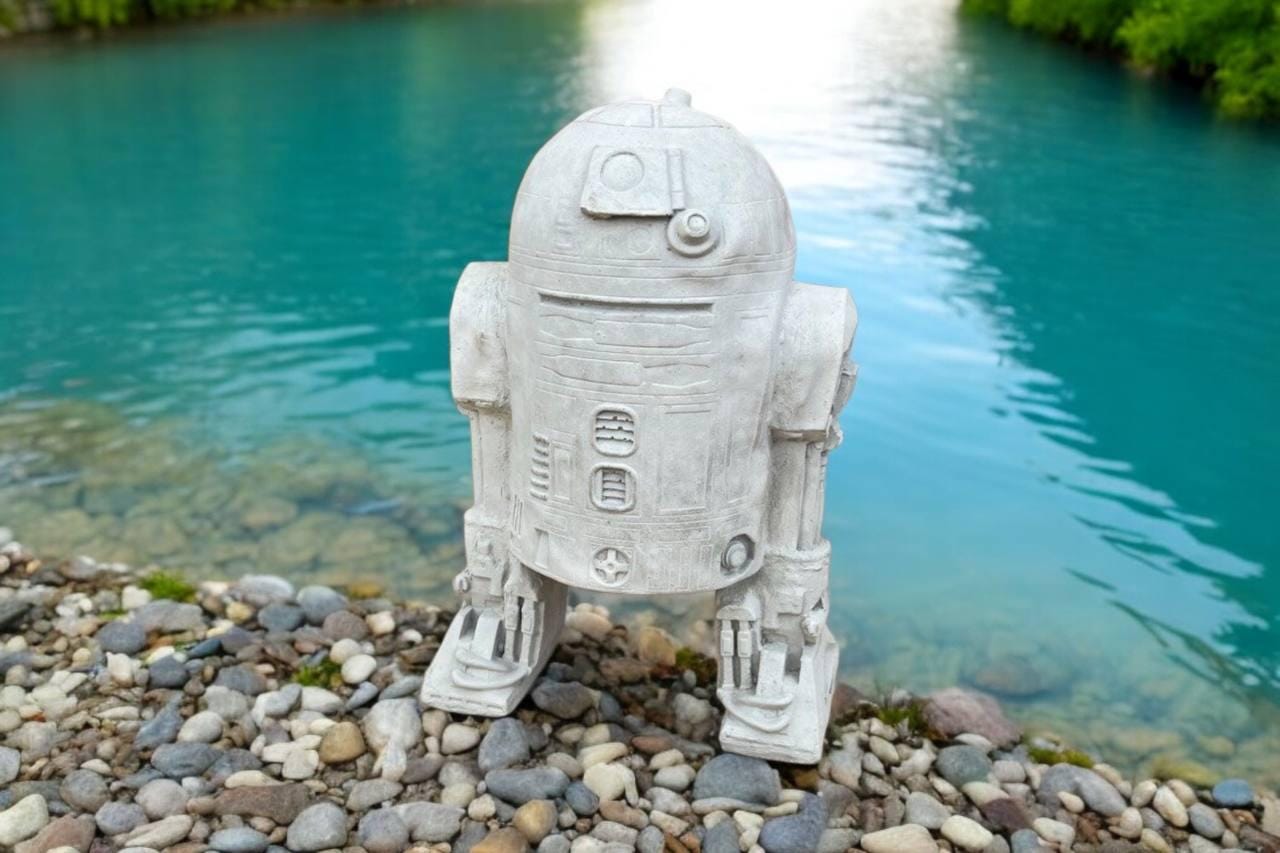 Robot Decaration Detailed Robot Figure, Standing Robot Figurine, Concrete Garden ...