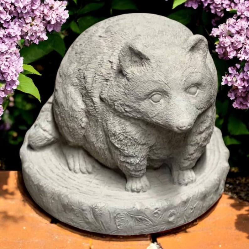 ABConcrete Raccoon Forest Statue - Thumbnail 4