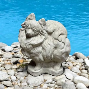 Standing Pomeranian dog statue, Detailed Pomeranian puppy, Dog memorial, Garden or backyard decoration, Pet lovers gift